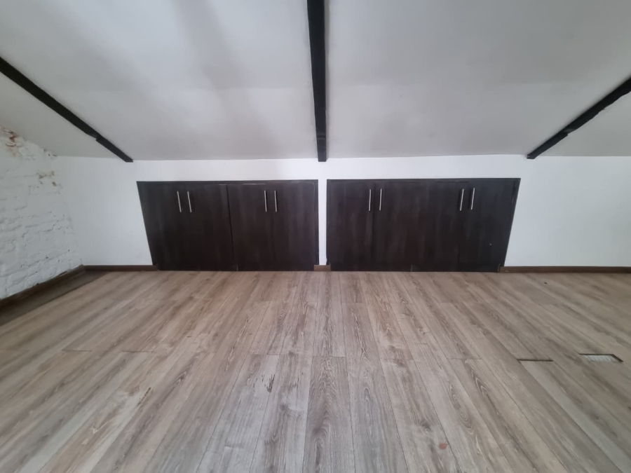 To Let 3 Bedroom Property for Rent in Woodstock Western Cape